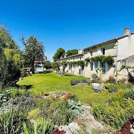 Bed and Breakfast La Vigne D'Or Teuillac Екстер'єр фото