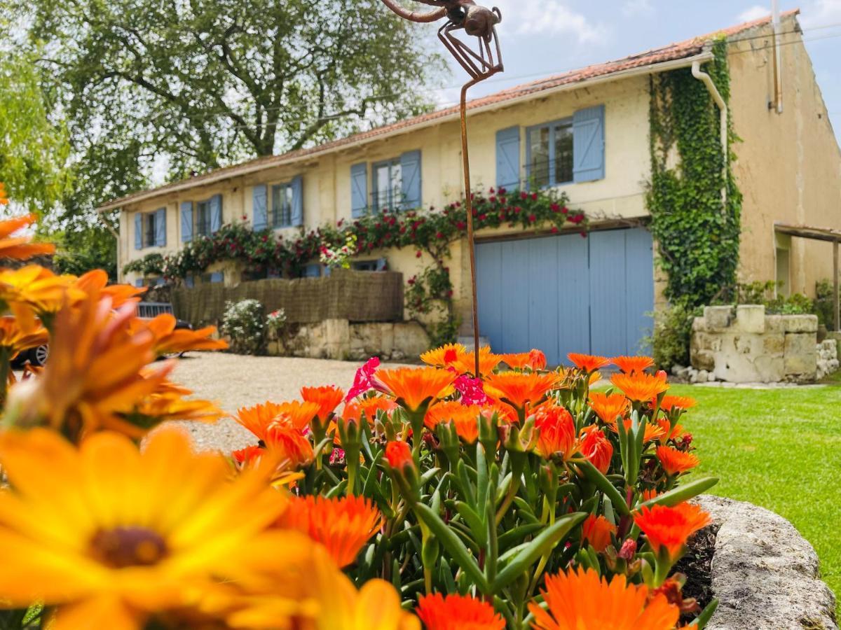 Bed and Breakfast La Vigne D'Or Teuillac Екстер'єр фото