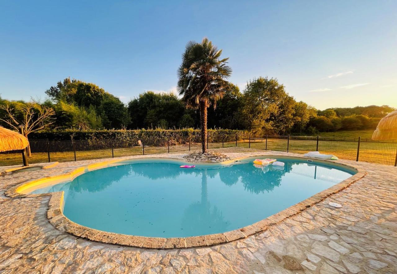 Bed and Breakfast La Vigne D'Or Teuillac Екстер'єр фото