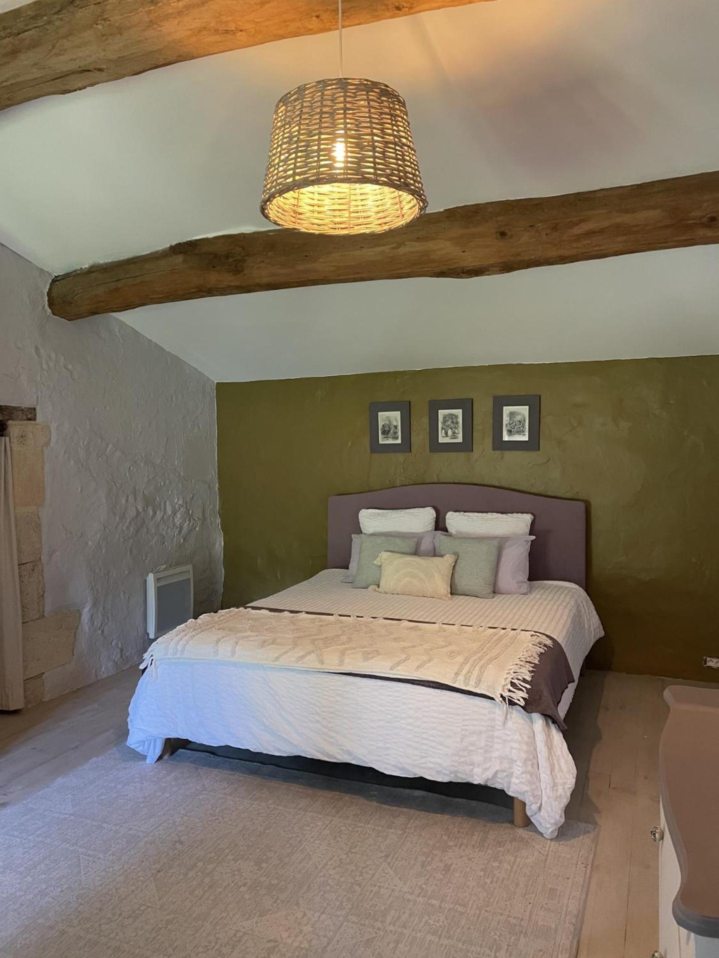 Bed and Breakfast La Vigne D'Or Teuillac Екстер'єр фото