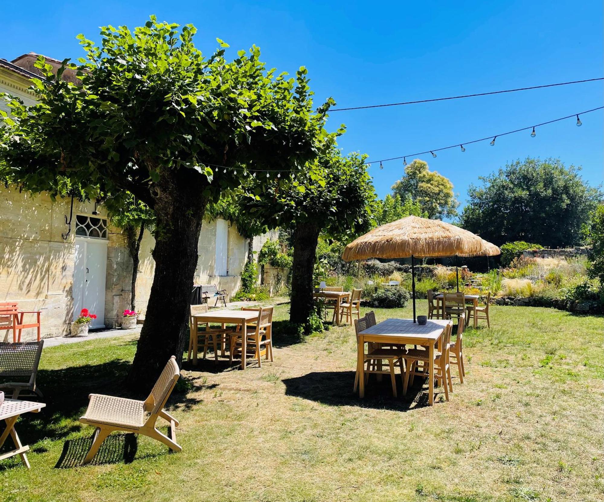 Bed and Breakfast La Vigne D'Or Teuillac Екстер'єр фото