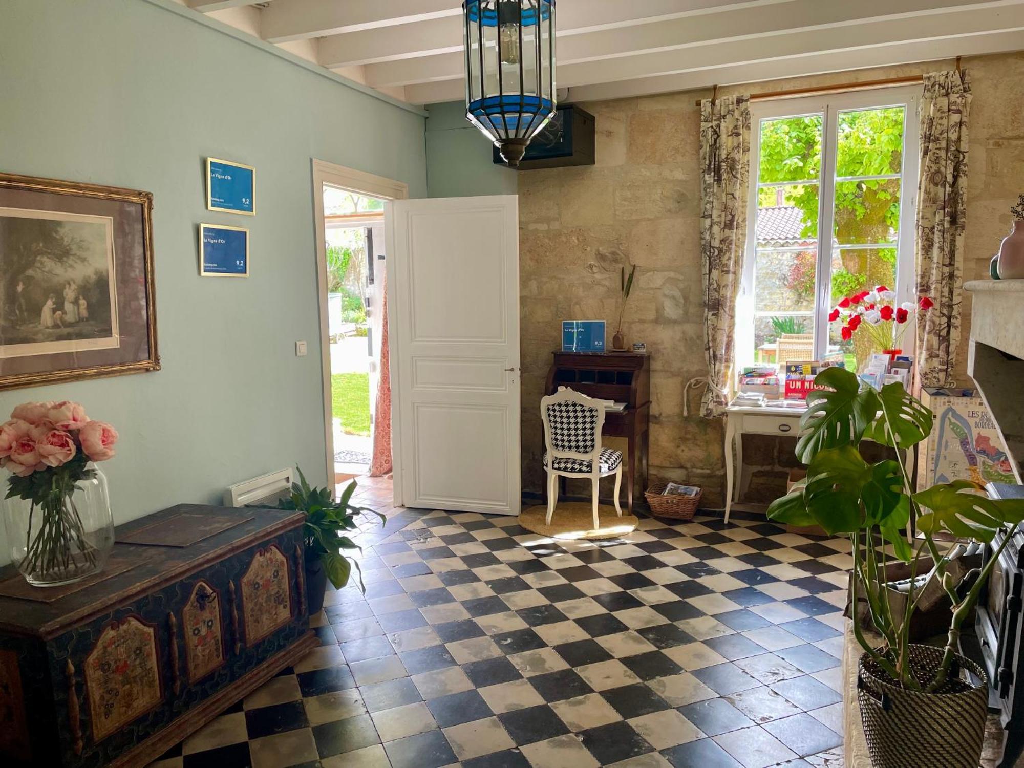 Bed and Breakfast La Vigne D'Or Teuillac Екстер'єр фото